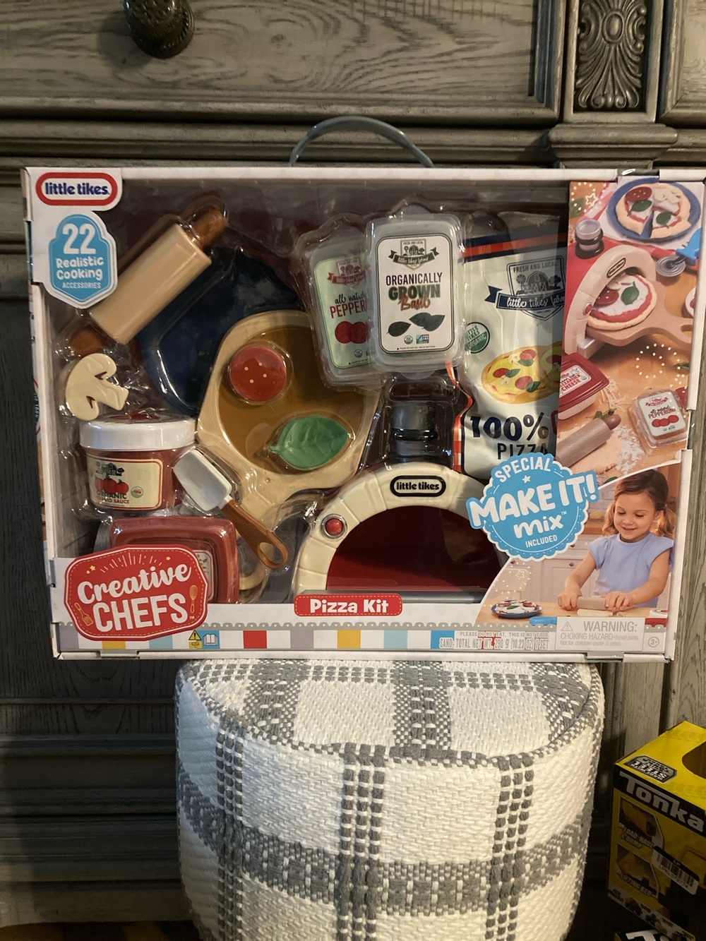 Little Tikes Creative Chefs Pizza Kit - Red, Cream, Green Playset